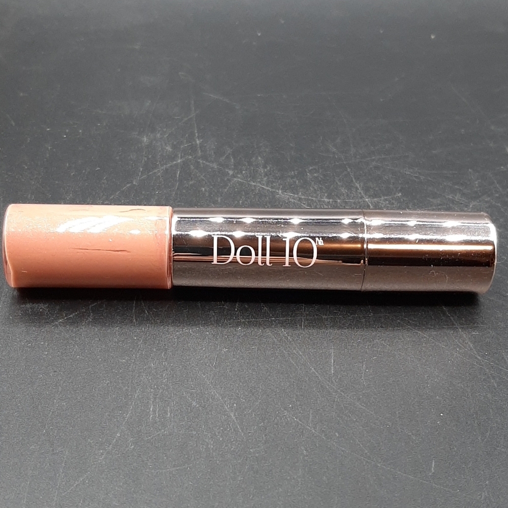 DOLL NO 10 Wardrobe Lipgloss Duo Lipstick Famous New